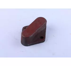 Крышка вилки левая (механизма переключения передач) Xingtai 24B, Shifeng 244,Taishan 24 Крышка вилки левая (механизма переключения передач) Xingtai 24B, Shifeng 244,Taishan 24