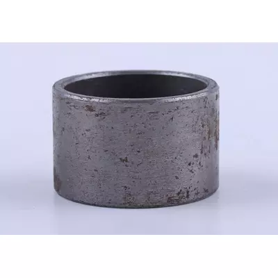 Втулка распорная передняя промежуточного вала L-29 мм диаметр 38/45 мм DongFeng 240/244