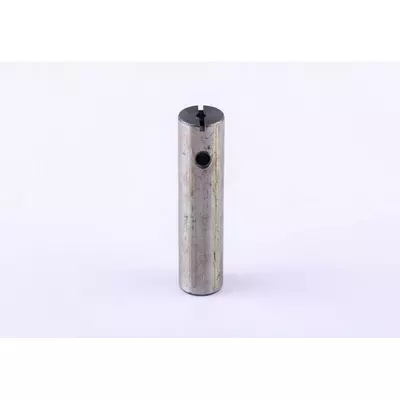 Вал промежуточной шестерни раздаточной коробки Foton 240/244